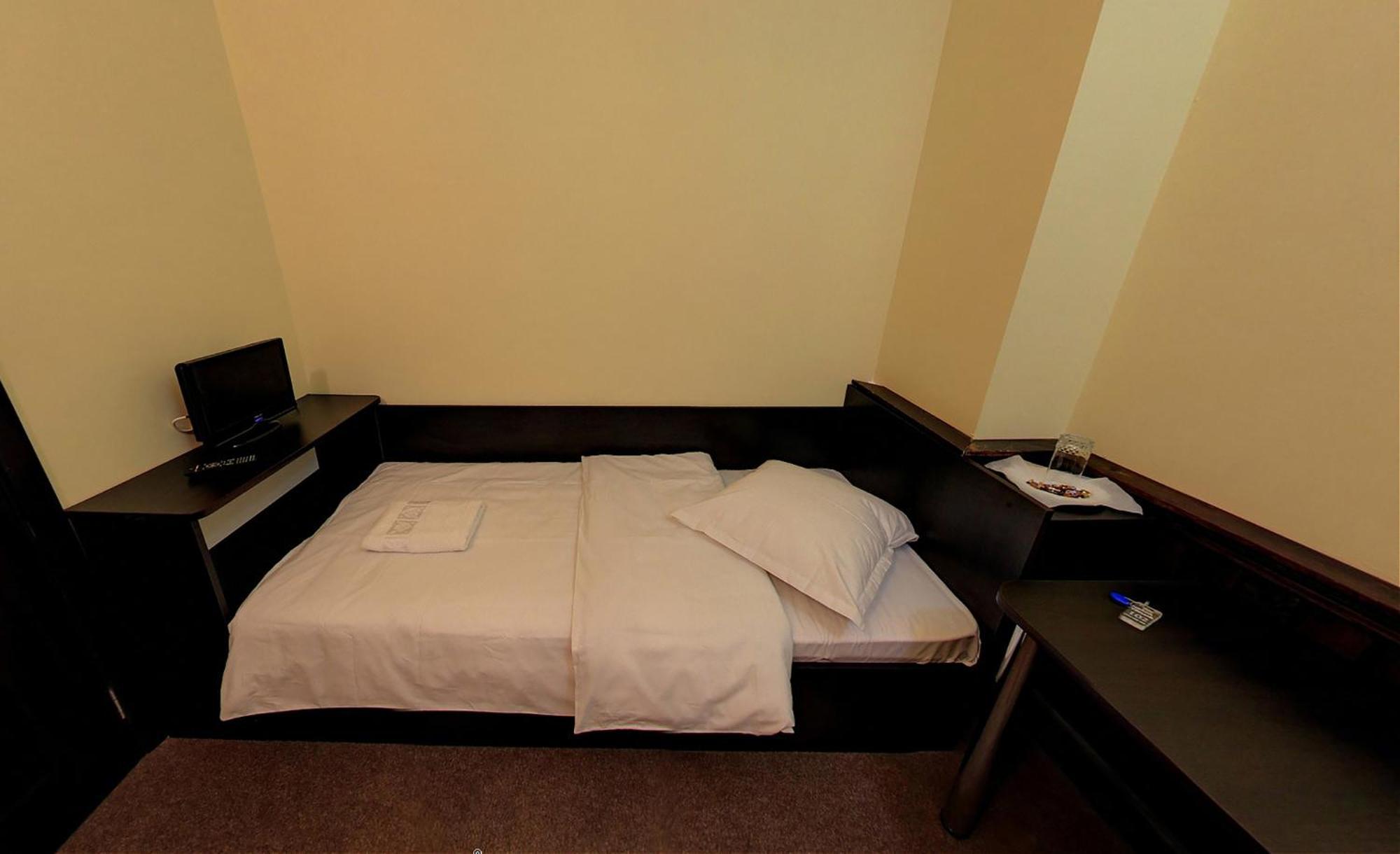 Casa Teilor Hotel Pitesti Room photo